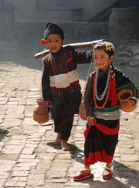 Nepali Kids In Theirs Newari Cultural Dress Nepal Culture Nepal