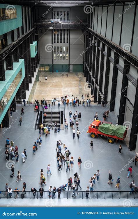 Inside The Tate Modern Art Museum In London Editorial Stock Image