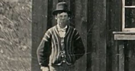 Rare Photo Of Infamous Outlaw Billy The Kid Surfaces Cbs News