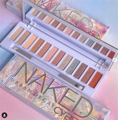 Urban Decay Naked Cyber Eyeshadow Palette And Swatches Beauty Reviews