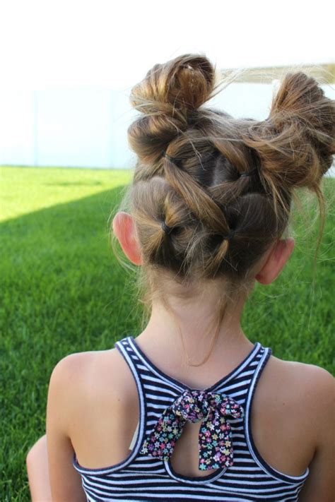 This cute hairstyle for kids with short hair does not need combing or much shampooing and haircut for kids girls. 41+ Adorable Hairstyles for Little Girls - Sensod