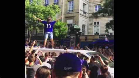 France Vive Le France Fans Out To Celebrate 4 3 Victory Over Argentina Video Ruptly