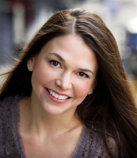 Pictures Of Sutton Foster