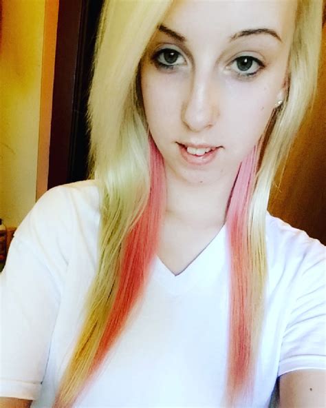 Tw Pornstars Darcie Belle Twitter Sooooo I Dyed My Hair Pink Today