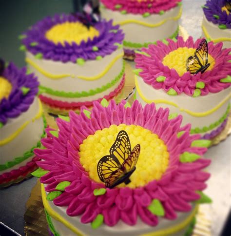 Flower And Butterfly Cake Holiday Market Wedding Cakes Royal Oak Daisy