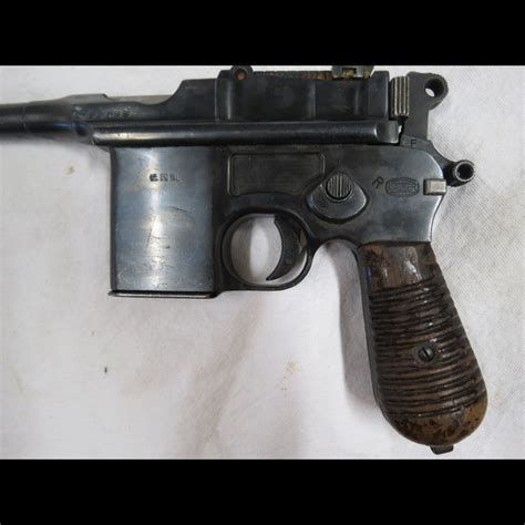 Pistolet Mauser C96 Schnellfeuer 712 Calibre 763 Neutralisée