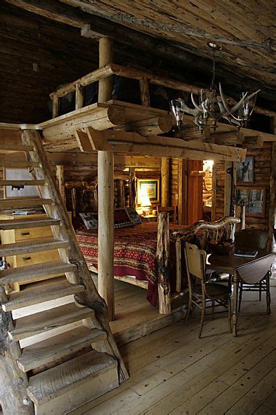 Log Cabin Bunkhouse