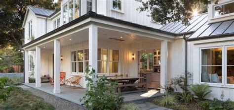 Wraparound porches are frequently seen on farmhouses. Wraparound Porch Addition / Wrap Around Porch Addition In ...