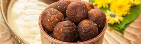 The good thing about this sweet bonda recipe is that it uses all ingredients. Vellam Seedai Recipe | Tamil | MTR Dishcovery