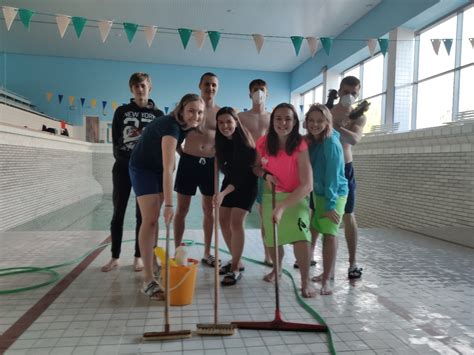 Náš Bazén Je Na „suchu“ Lokomotiva Nymburk Plavecký Oddíl