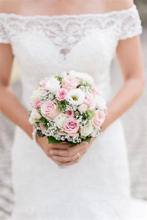Check spelling or type a new query. Die Hochzeit von Julia & Thomas - Mercedes gefahren, dann ...