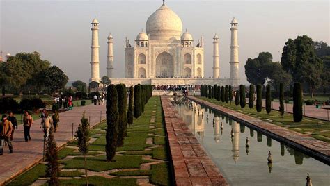 Discover The Taj Mahal