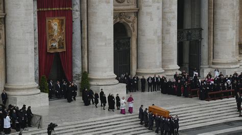 the funeral for pope benedict xvi in photos the new york times