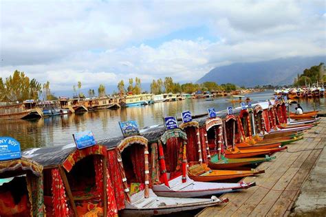 Read the complete route information here. Kashmir Travel Package | 7 Nights 8 Days - Kashmir Port