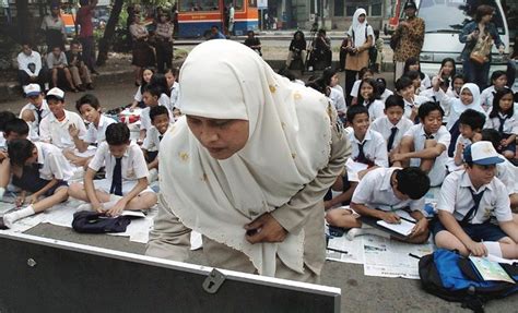 the new indonesian education minister s huge task ahead