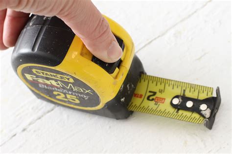 How To Use A Tape Measure The Right Way Apartment Therapy
