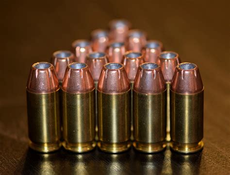 무료 이미지 무기 닫다 껍질 촬영 놋쇠 사격 총포 총알 탄약 하중 리드 총기류 권총 카트리지 재킷
