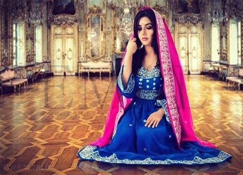 If you feel so, i'l t provide you with many picture yet again. Pin by Tam on Afghan Traditional Clothes | Afghan wedding ...