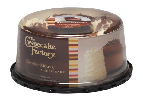 Cremoso cheesecake en capas con galletas oreo®, cubierto con mousse de galletas oreo® y betún de chocolate. The Cheesecake Factory Chocolate Mousse Cheesecake | Hy ...