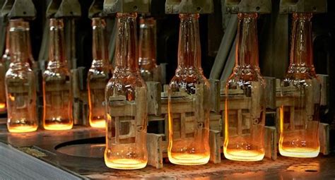 It operates through its subsidiaries, manufactures and sells glass container products primarily in europe. Owens-Illinois: A Fragile Glassmaker - Owens-Illinois, Inc ...