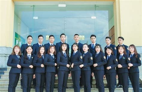 Phía bắc gồm các tỉnh từ quảng bình trở ra); Sơ tuyển vào Học viện Tòa án: Nữ nặng dưới 60kg