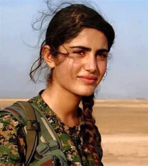 A combatente curda morta em combate cuja luta contra o Estado Islâmico