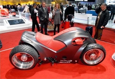 25 Stunning Futuristic Motorcycle Concepts