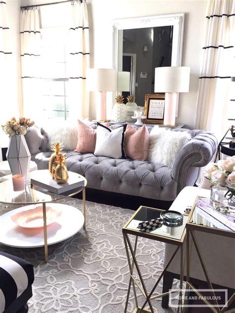 Live from the living room. How One Couch Inspired a Living Room Transformation (With ...