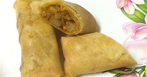 Kari thai ni dipanggil panang, atau sebutan sebenarnya ialah phanaeng. Resepi Popia Goreng Inti Kentang Kari