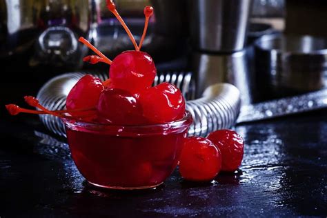 Mikes Amazing ® Maraschino Cherries With Stems