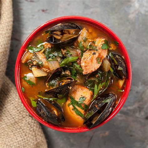 When you're cooking the stew, there are a few things to note: Seafood Stew Recipe w/ Salmon & Mussels • Eat With Tom