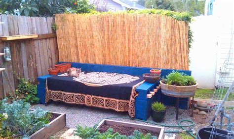 Add some style and comfort to your bedroom with this stunning paris daybed. Building a Garden Daybed (With images) | Daybed, Outdoor ...