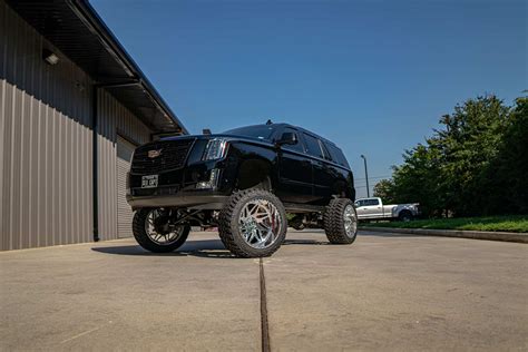 2018 Cadillac Escalade All Out Offroad