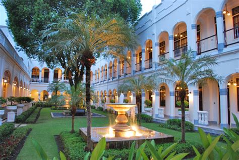 23 Hotel Majapahit Surabaya