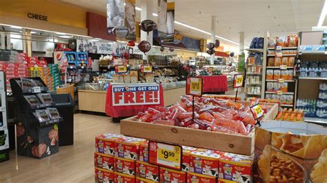 Giant food of carlisle, pa operates supermarkets primarily in pennsylvania, with stores in west virginia, virginia and maryland. Giant Food - Drugstores - 993 Wayne Ave, Chambersburg, PA ...