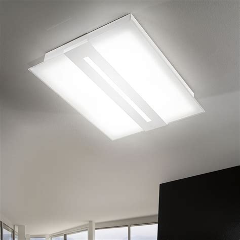 I diffusori sono in vetro in lastra extrachiaro disponibili in diverse finiture. 30 Lampadari Da Soggiorno A Soffitto - Inidpfohor