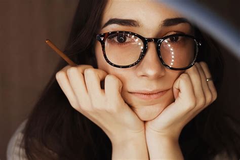 Can Glasses Correct Vision to 20/20? | For Eyes | Blog