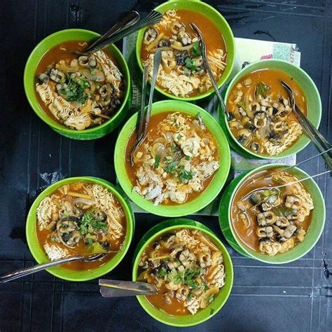 Dengan aneka kuliner yang menggoda. #GempakSpot: "Duk Sini Tak Sempat Nak Lapar" - Nik Aiman ...
