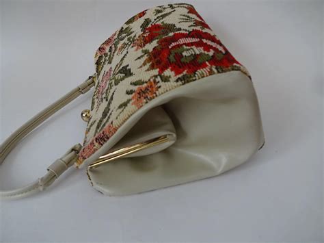 Tapestry Floral Carpet Bag Purse Vintage 1960s Ivory ...