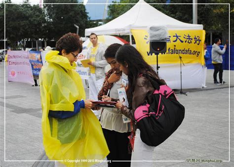 Brisbane Citizens Show Support For Falun Gong Photos Falun Dafa