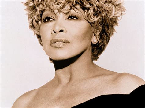 Родилась 26 ноября 1939 года в натбуше, теннесси (сша). Tina Turner Spreads Her Son's Ashes Following His Alleged ...