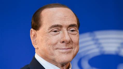 Italia Exige 105 Millones De Euros A Berlusconi Por Dañar Su