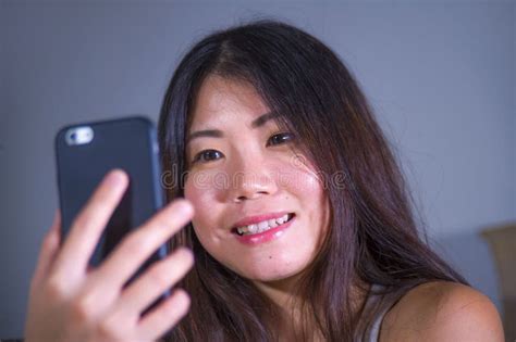 korean girl selfie