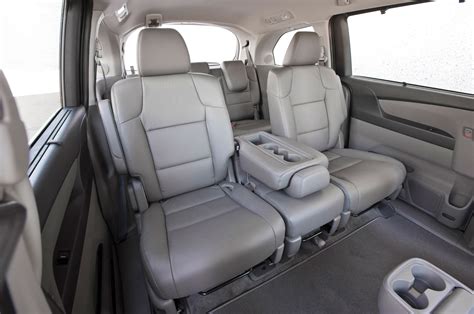 248 @ 5700 rpm torque (sae net): 2016-Honda-Odyssey-Touring-second-row-seat-01 - Motor ...
