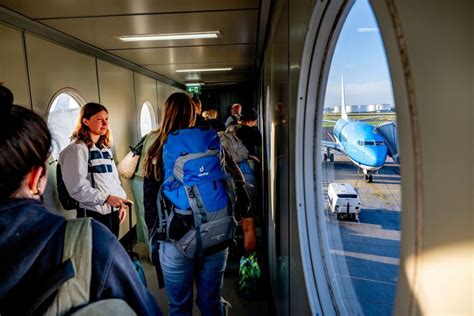 vraag naar vliegreizen zet door air france klm vervoerde deze zomer 25 miljoen passagiers