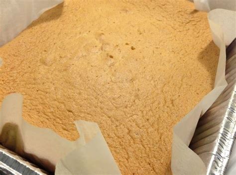 Add cake meal and potato starch which have been mixed together. How to Make a Yummy Passover Sponge Cake | Yemek Tarifi