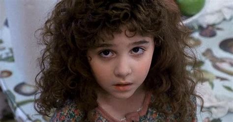 Девочка 6 лет, не зная нот играет джаз. Curly Sue Alisan Porter Addiction Quitting Hollywood