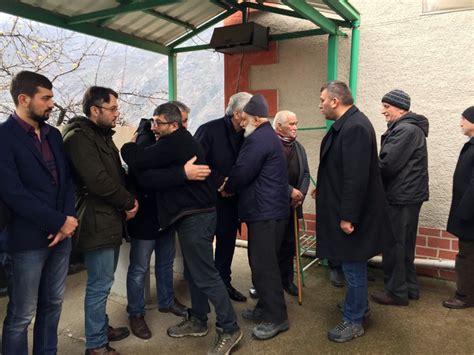 Salarha tüneli'nin tamamlanmasını horonla kutladılar. İŞKUR Rize İl Müdürü Hasan Kiraz'ın Babası defnedildi ...