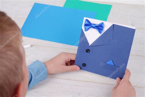 Send any child the find the birthday cake game card and watch them laugh as the clever jokes unfold as they play. Drawings: birthday card drawing ideas | Child making ...