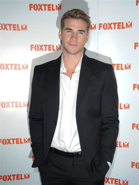 10 Things You Should Know About Liam Hemsworth Teen Vogue